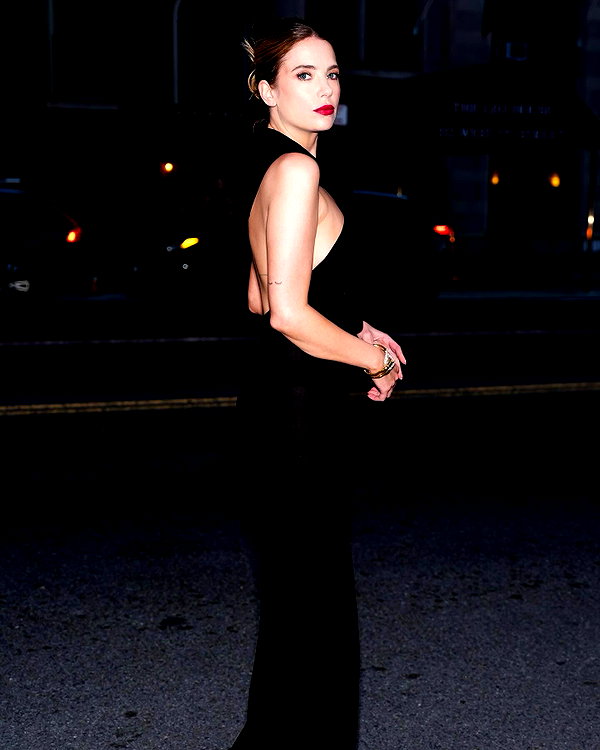 ashleybenson instagram image archive image