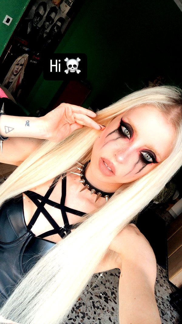 roxiechelon2 archive image