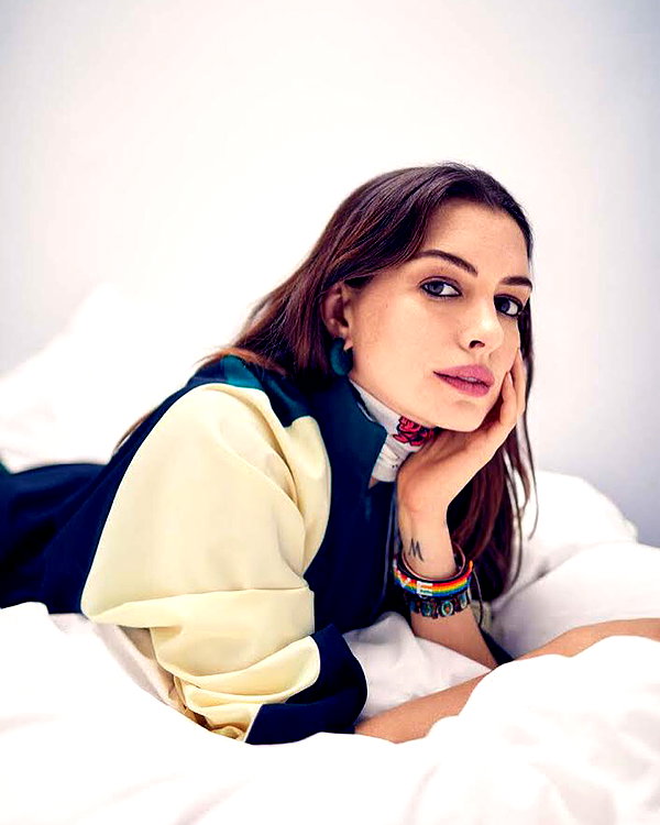 annehathaway instagram image archive image