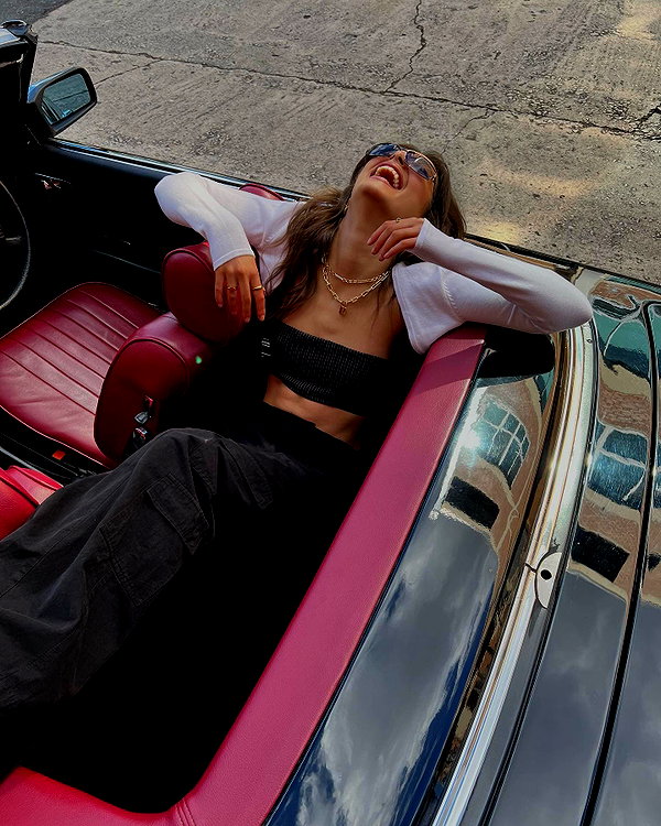 oliviaphillipps instagram image archive image