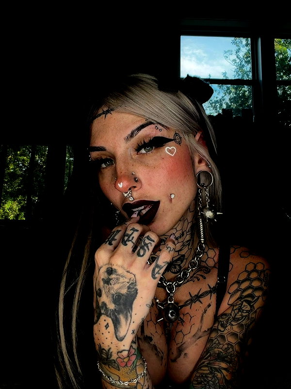 Archived image from @cruellamorgan on Instagram