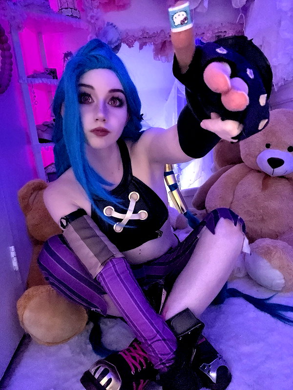 danielle.mercedie instagram image archive image