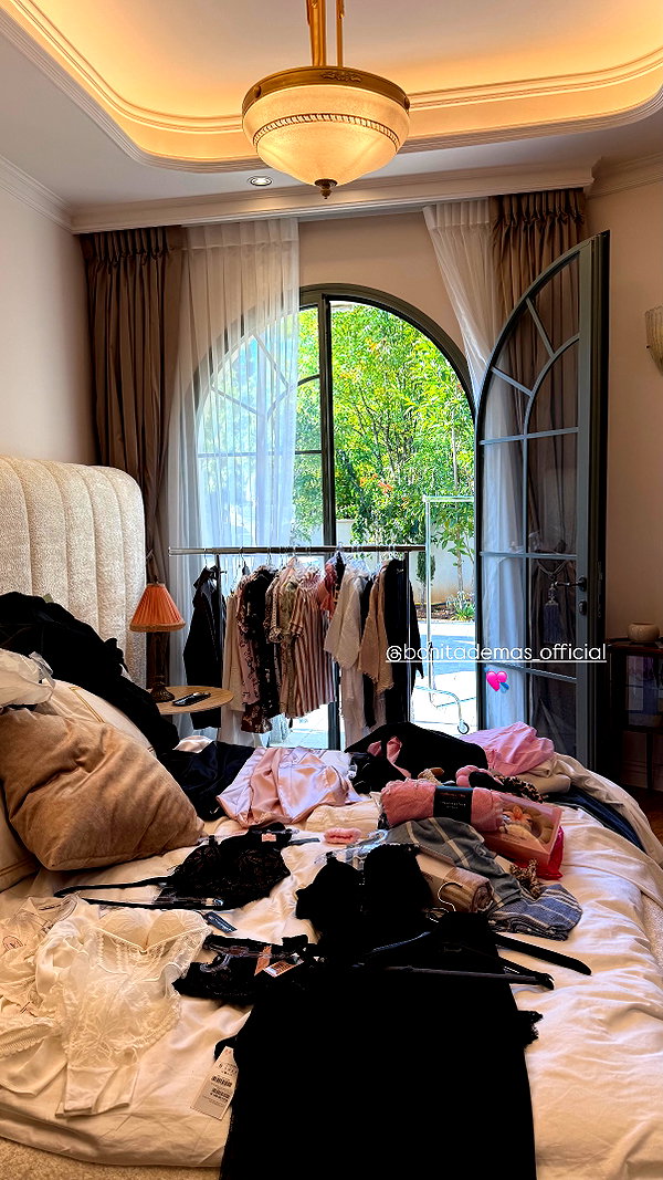 ella_netzer8 instagram image archive image