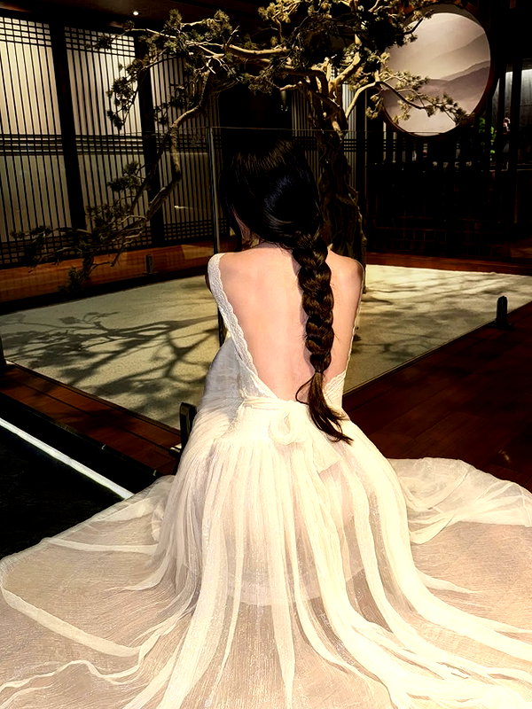 lyhythuedoxinh instagram image archive image