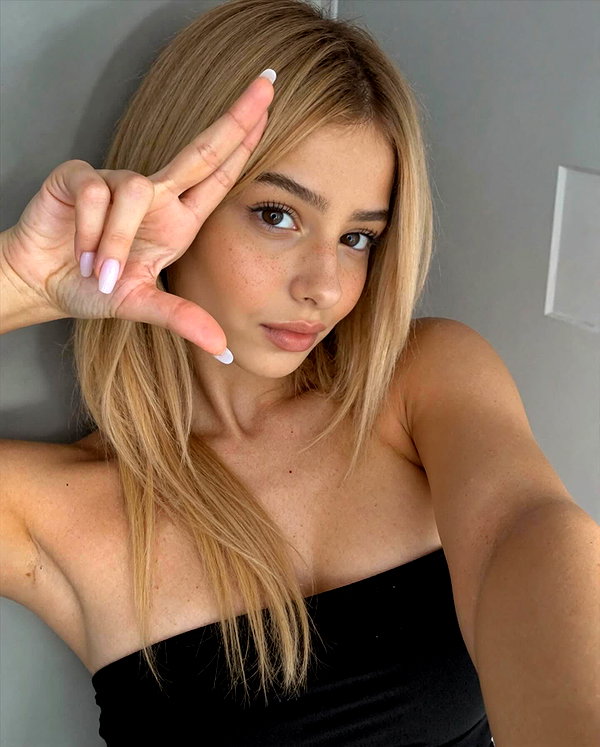 justabbyhg instagram image archive image