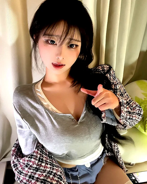 yingyinng_ instagram image archive image