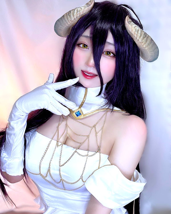 purinn_cos instagram image archive image