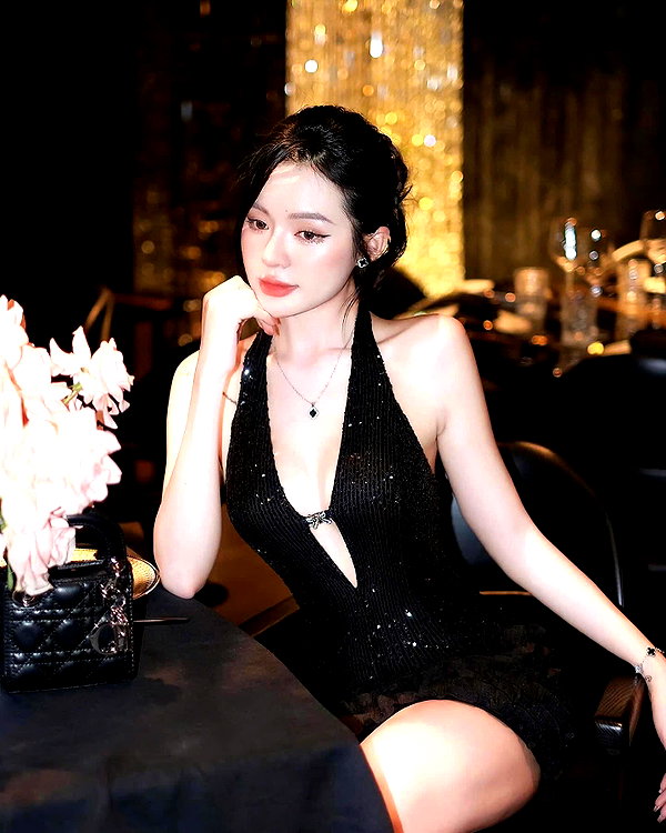 lyhythuedoxinh instagram image archive image
