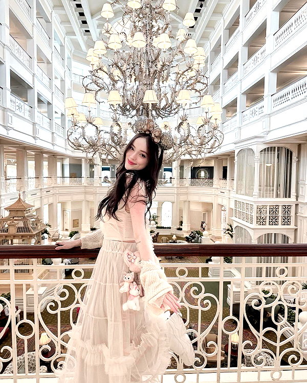 1uvgabi instagram image archive image