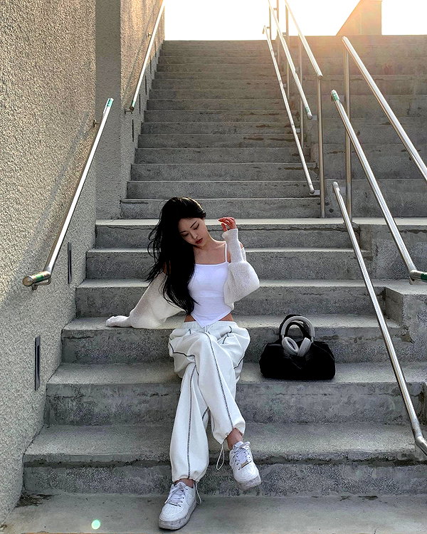 daxbin instagram image archive image