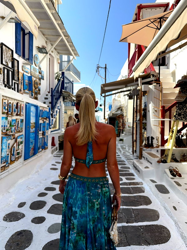 allieauton instagram image archive image
