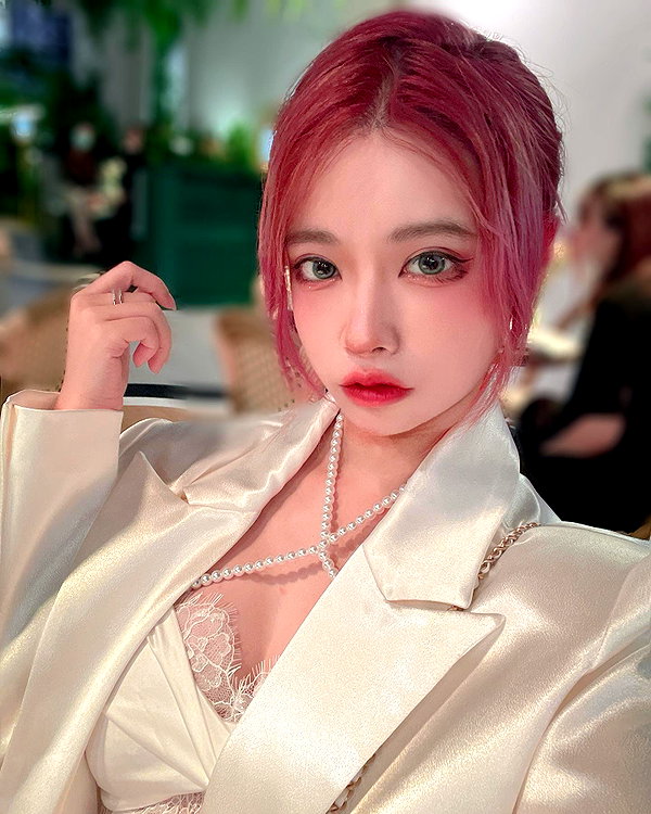 erokochiba instagram image archive image