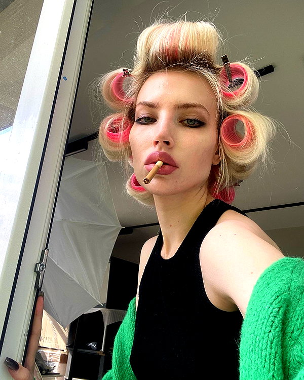 alien.hanna instagram image archive image