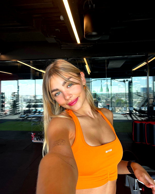 maya.keyy instagram image archive image