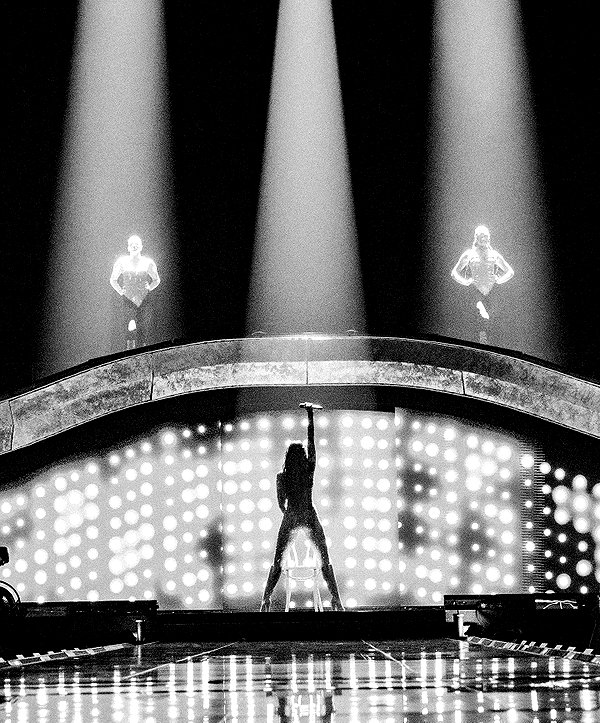 dualipa instagram image archive image