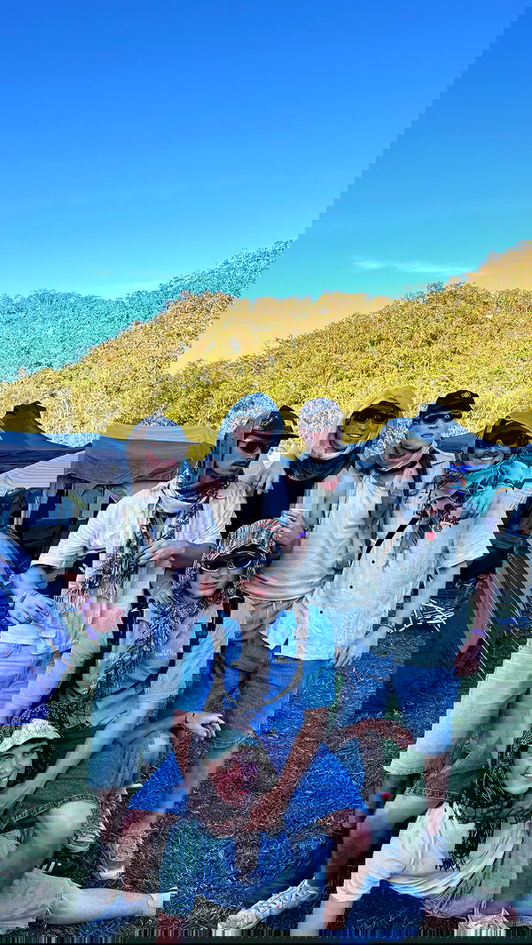 ellamwatts_ ellamwatts_ archive image