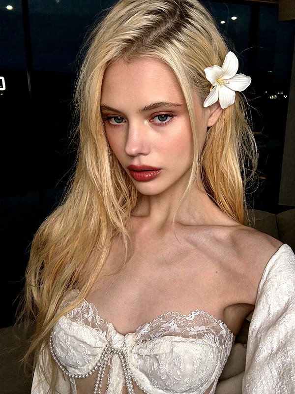 alisen.mari instagram image archive image