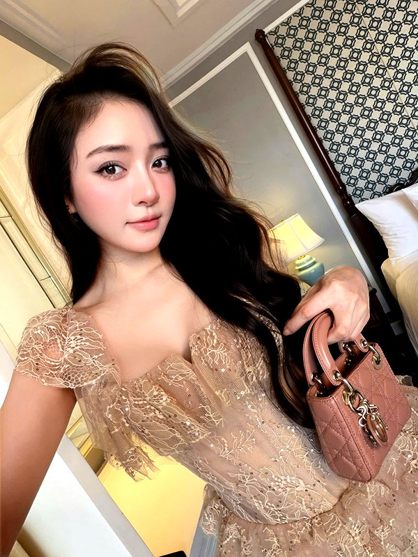 lyhythuedoxinh instagram image archive image