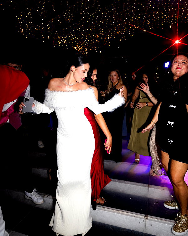 realcamillaara instagram image archive image
