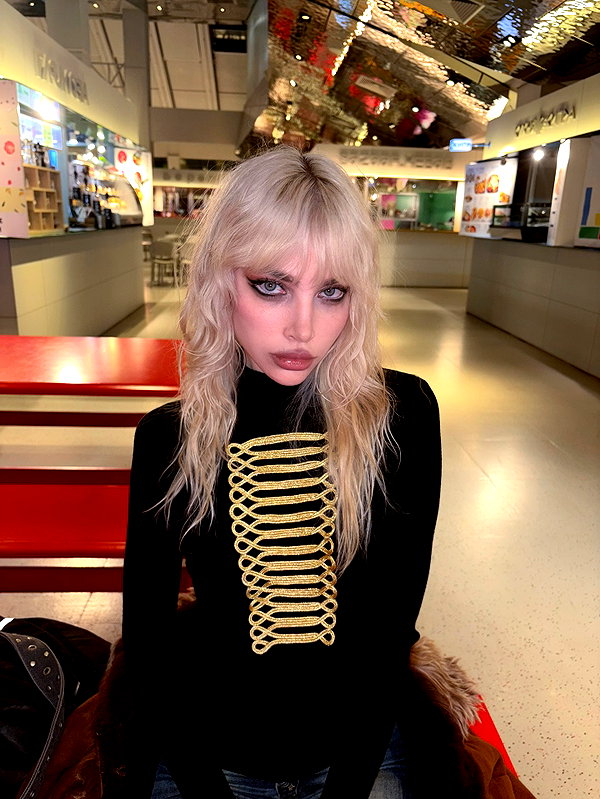 anya4everr instagram image archive image