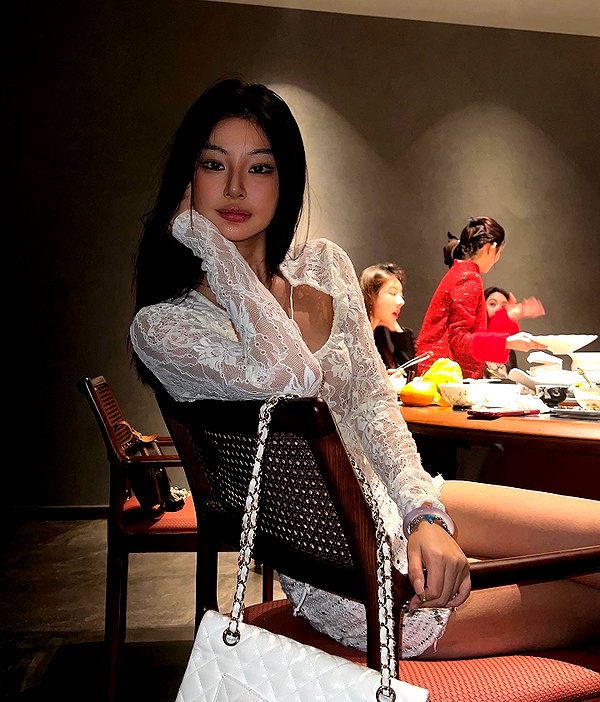 ll.lu1s instagram image archive image