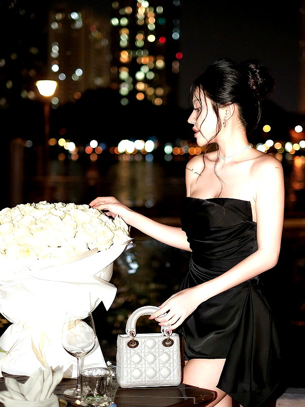 lyhythuedoxinh instagram image archive image