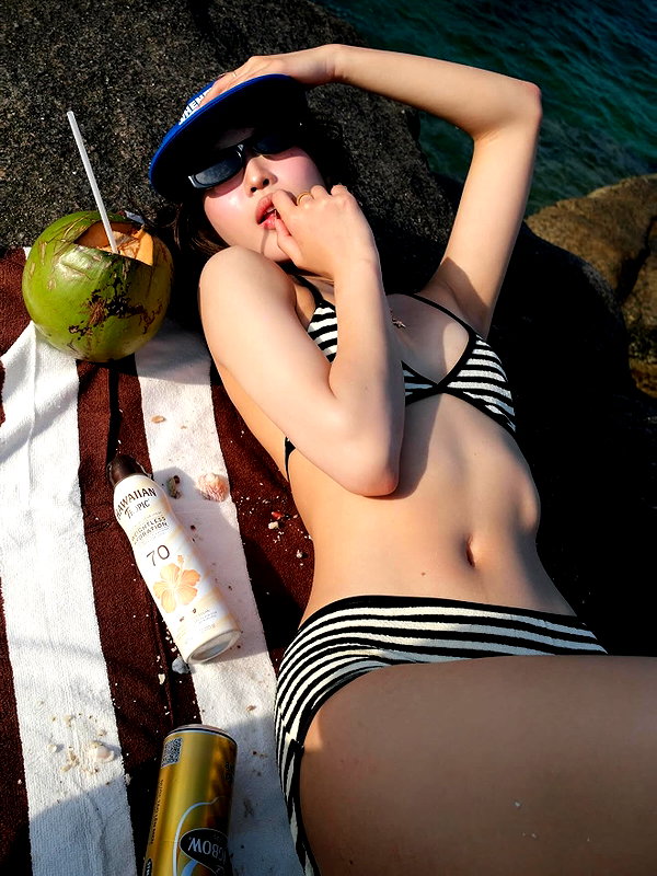 lyhythuedoxinh instagram image archive image