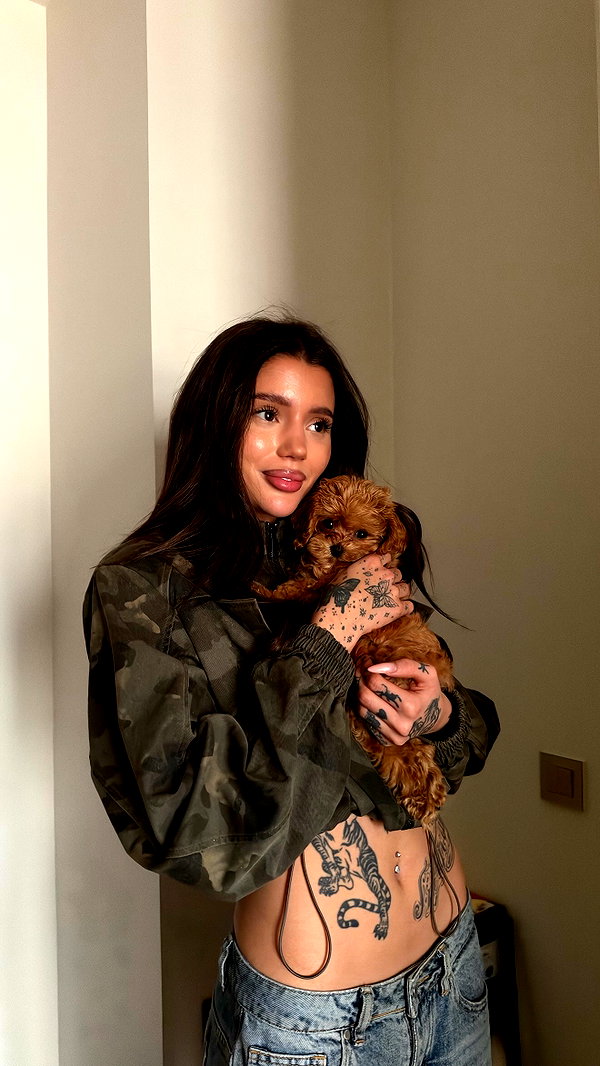 meleeva instagram image archive image