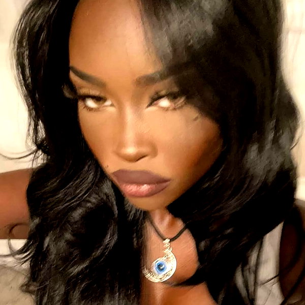 baddiesessence instagram image archive image