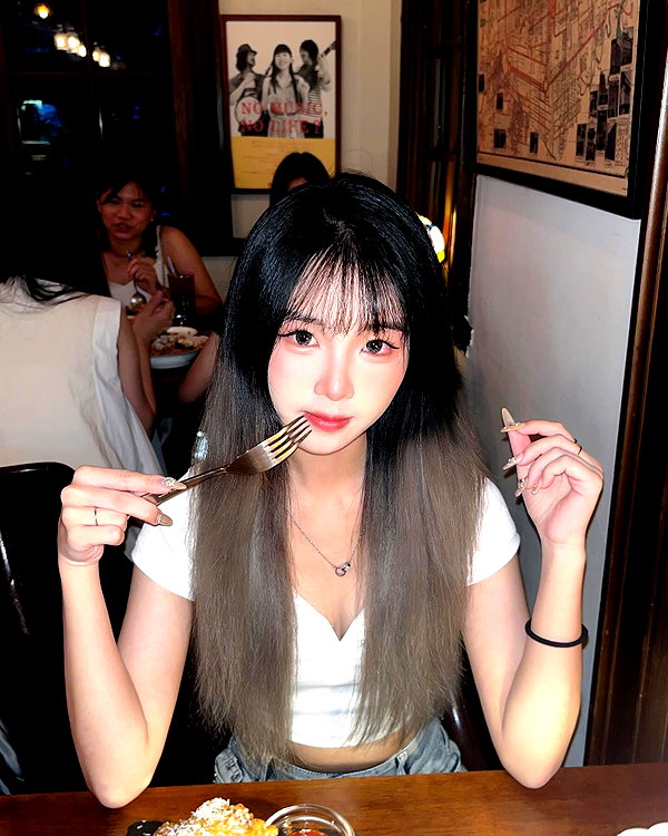 52._.0921 instagram image archive image