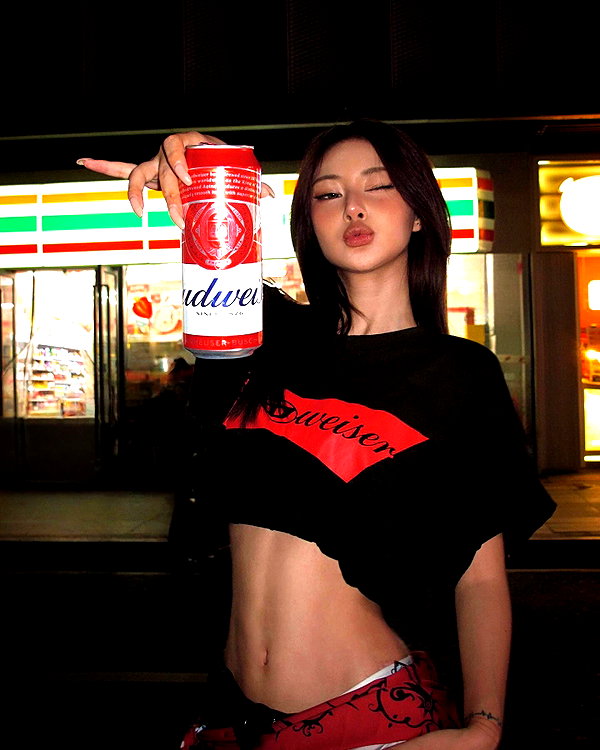 ll.lu1s instagram image archive image
