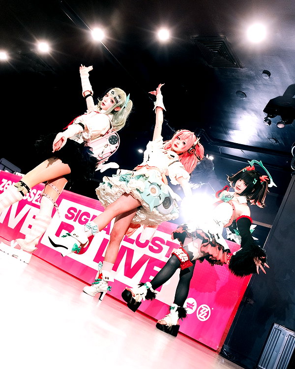 kan.alyss instagram image archive image