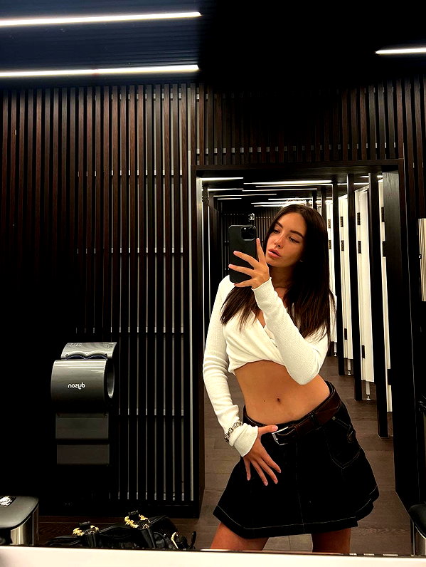 veroni22ka instagram image archive image
