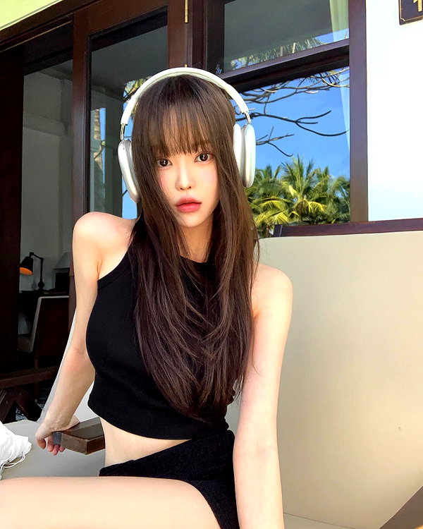 daxbin instagram image archive image
