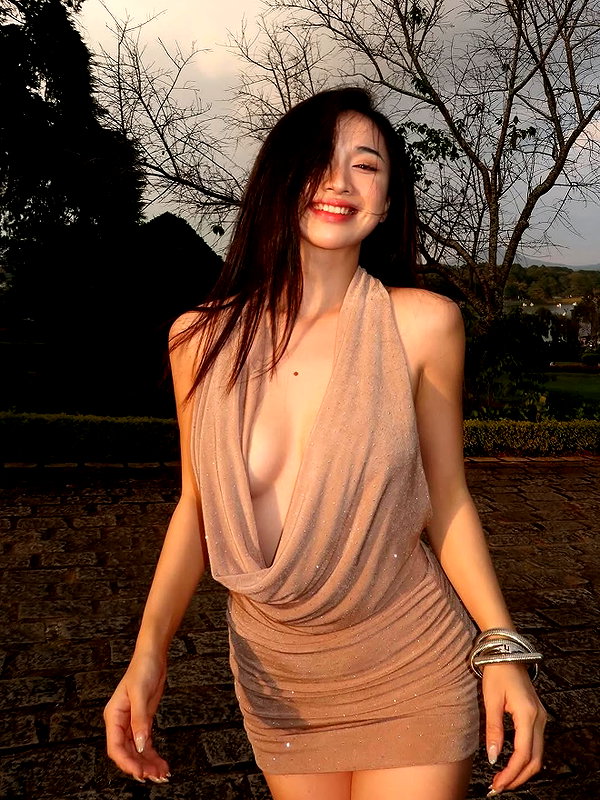 lyhythuedoxinh instagram image archive image