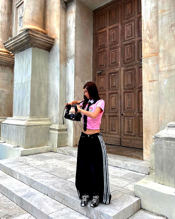 ll.lu1s instagram image archive image