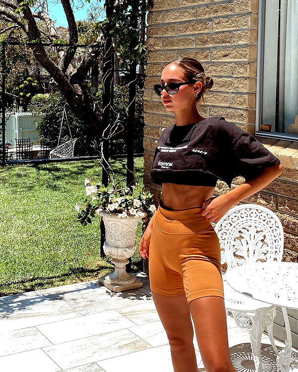 olivia.mathers instagram image archive image