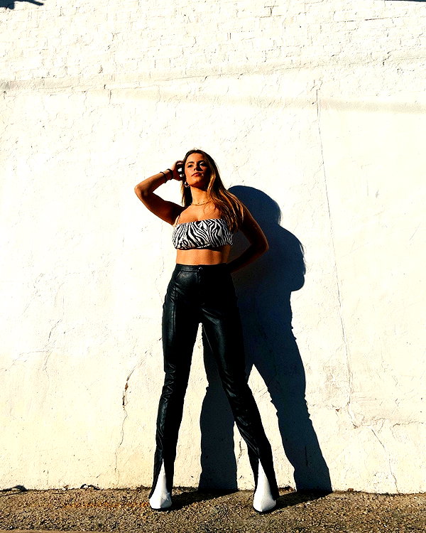 isabella.lauren instagram image archive image