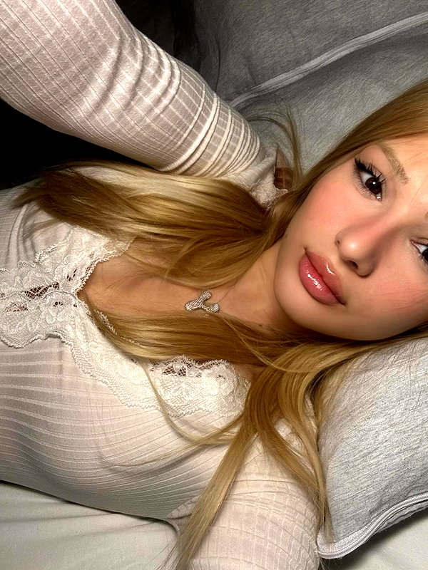 niisadurmaz instagram image archive image