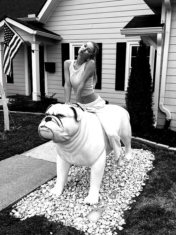iamsydneythomas instagram image archive image