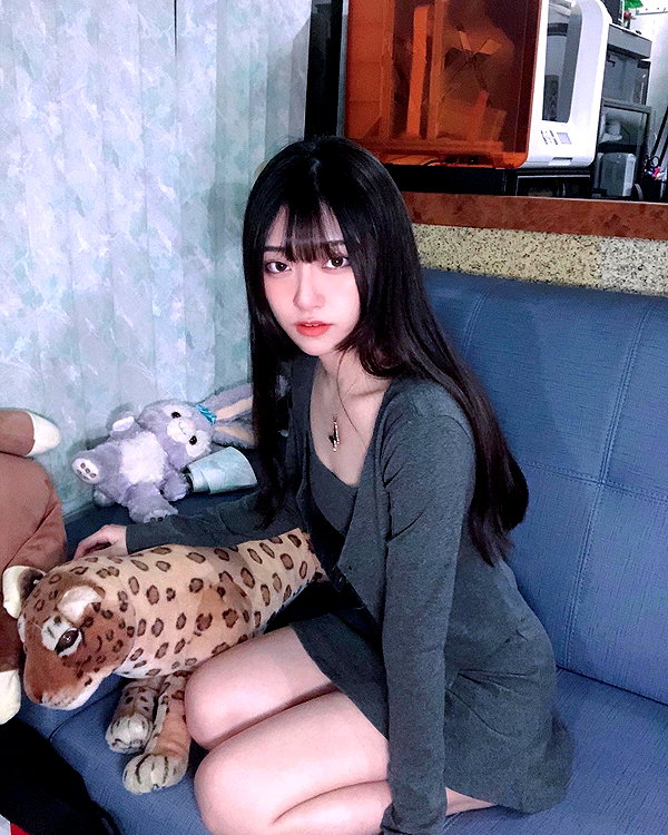 ge.more_x instagram image archive image