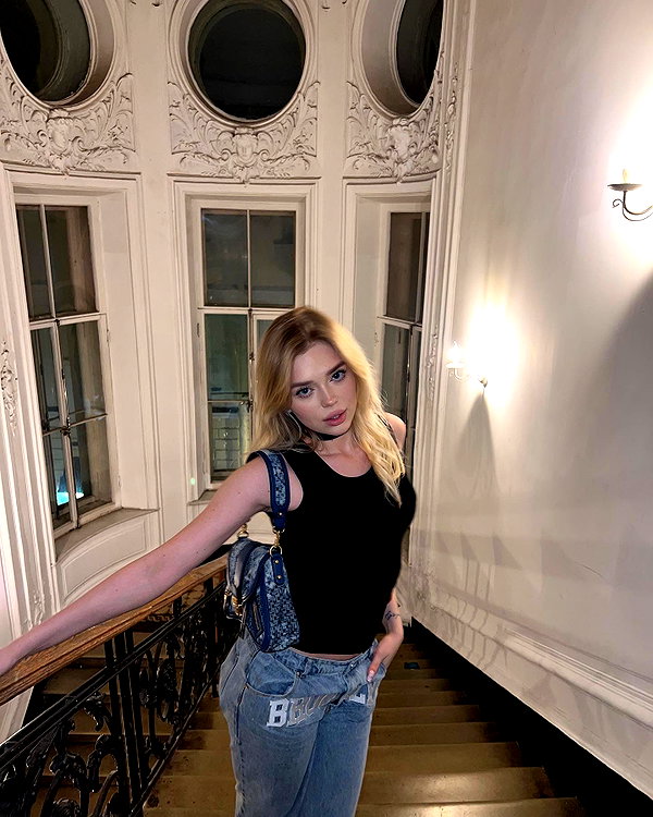 esmireal instagram image archive image