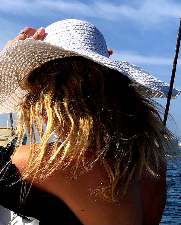 olivia.mathers instagram image archive image
