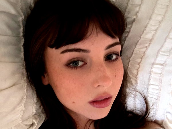madelineholly_ instagram image archive image