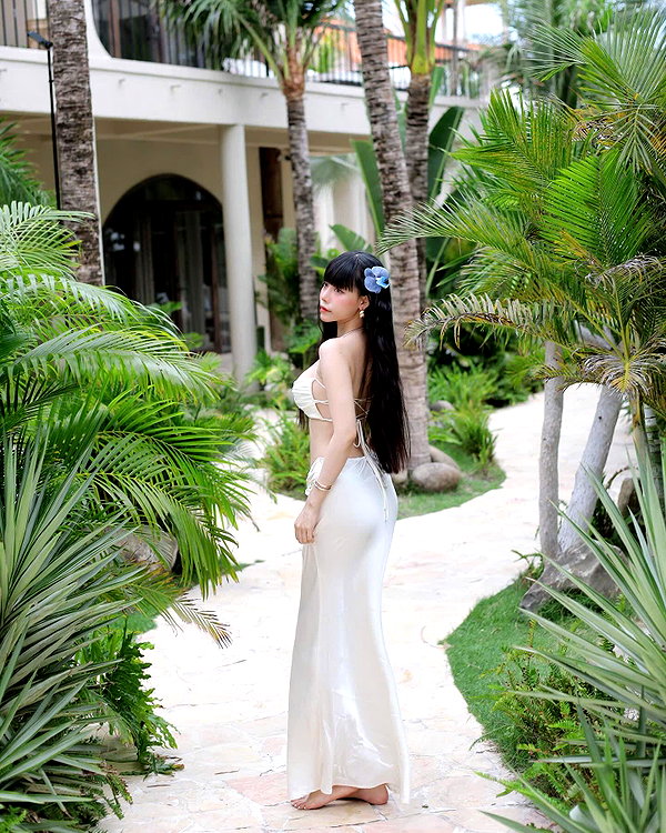 lyhythuedoxinh instagram image archive image