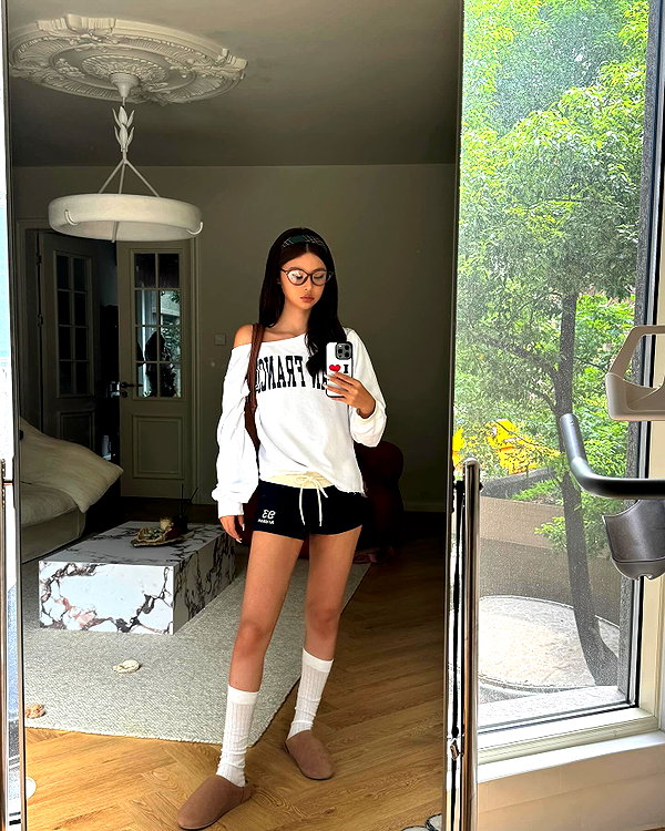 ll.lu1s instagram image archive image
