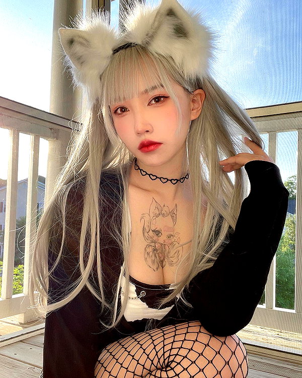 rakukoo instagram image archive image