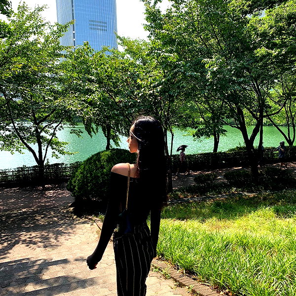 daxbin instagram image archive image