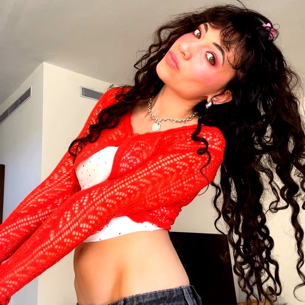 romi_henenson instagram image archive image