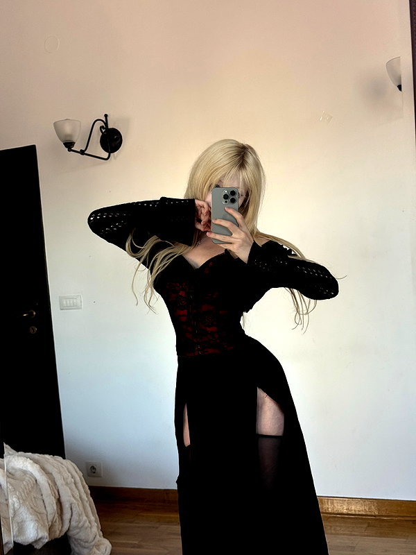 mollycodlee instagram image archive image